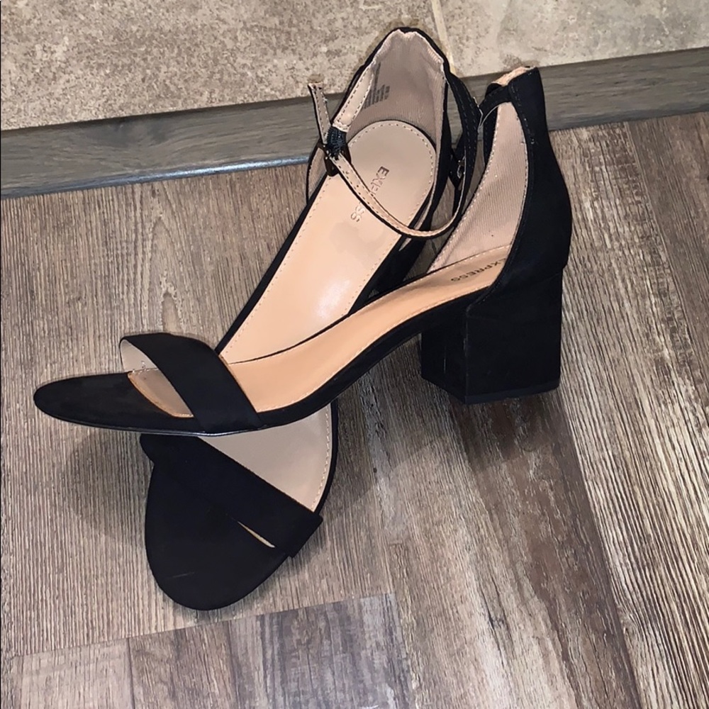 Express heels